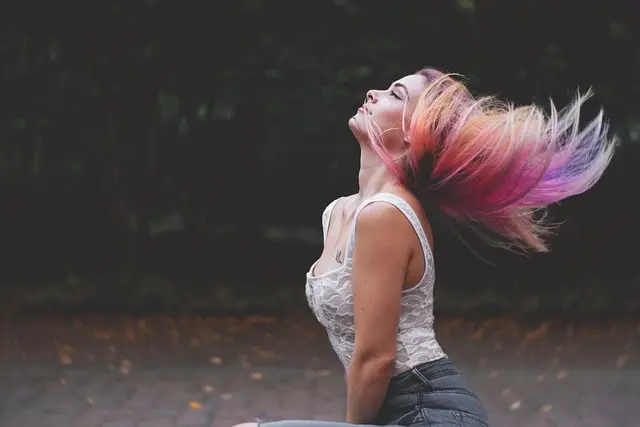 Les couleurs tendances à adopter pour un look moderne