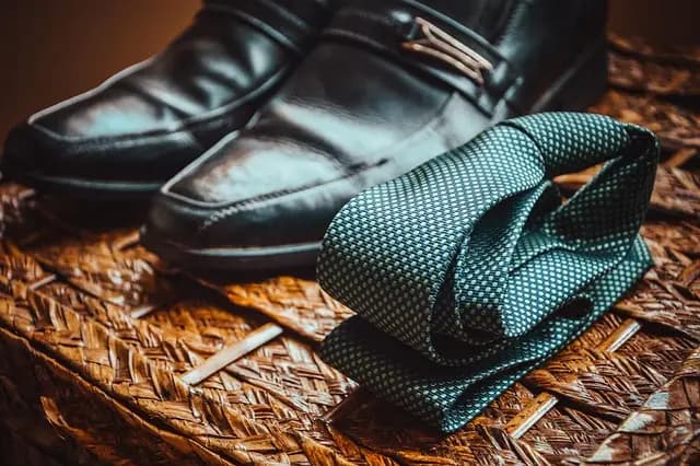 Comment choisir les vêtements tendance pour un look moderne